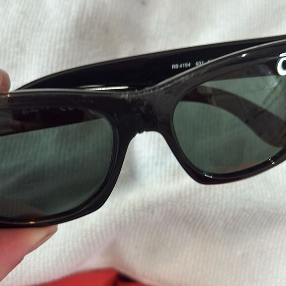 RAY-BAN RB4194 601/9A BLACK AUTHENTIC POLARIZED SUNGLASSES 53-17 140 NWT - Picture 6 of 8